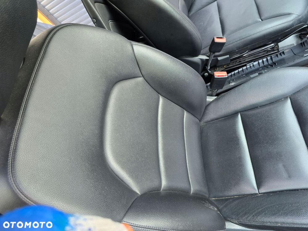 MERCEDES B W246 FOTELE KANAPA TUNEL CZARNA SKÓRA - 11