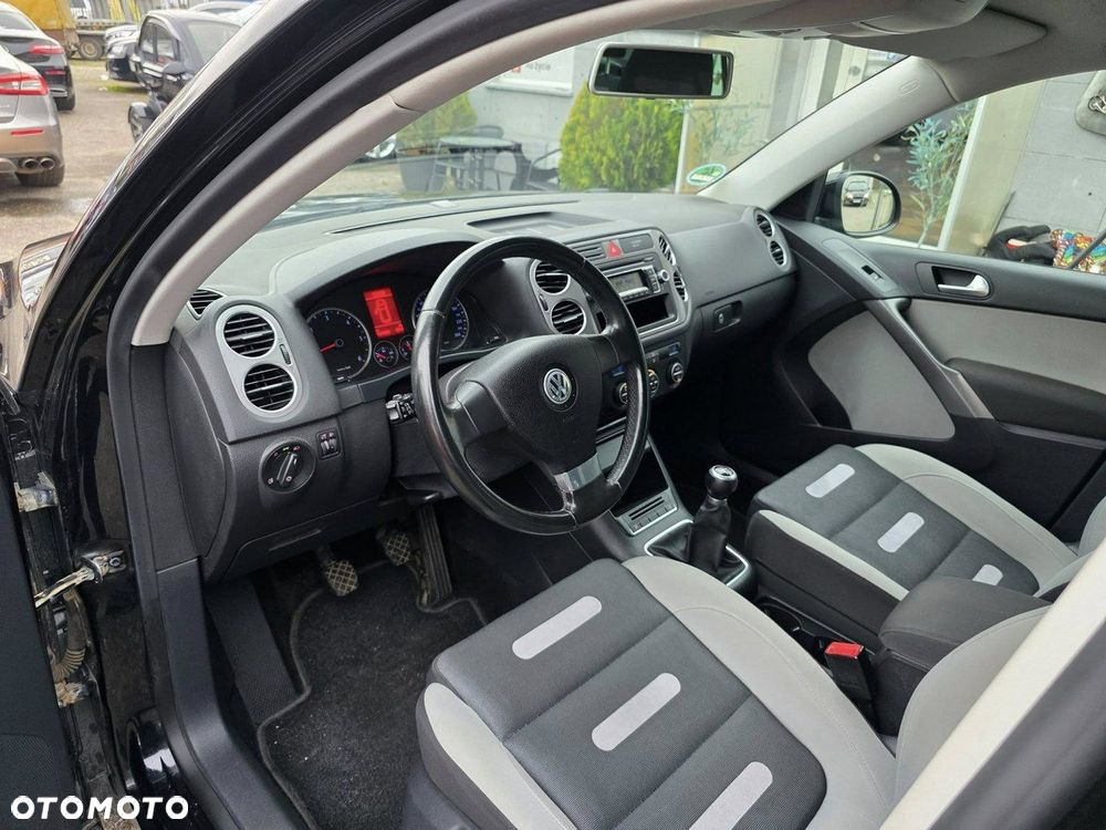 Volkswagen Tiguan 2.0 TDI DPF 4Motion Trend & Fun - 6