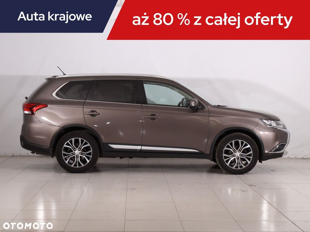 Mitsubishi Outlander - 8