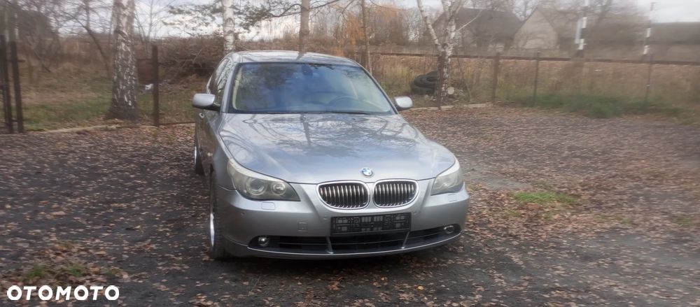 BMW Seria 5 525xi - 2