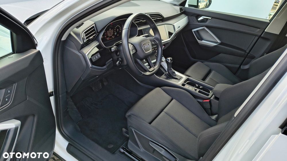 Audi Q3 Sportback - 10