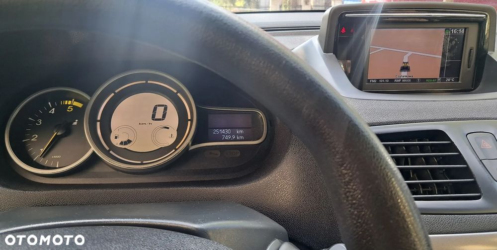 Renault Megane 1.5 dCi Limited - 11