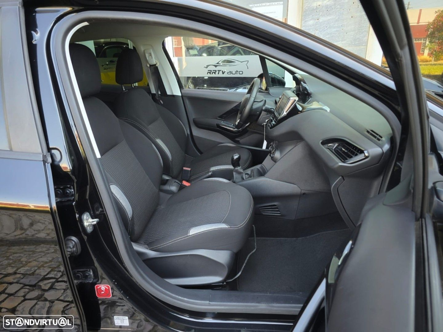Peugeot 208 1.6 BlueHDi Active - 16