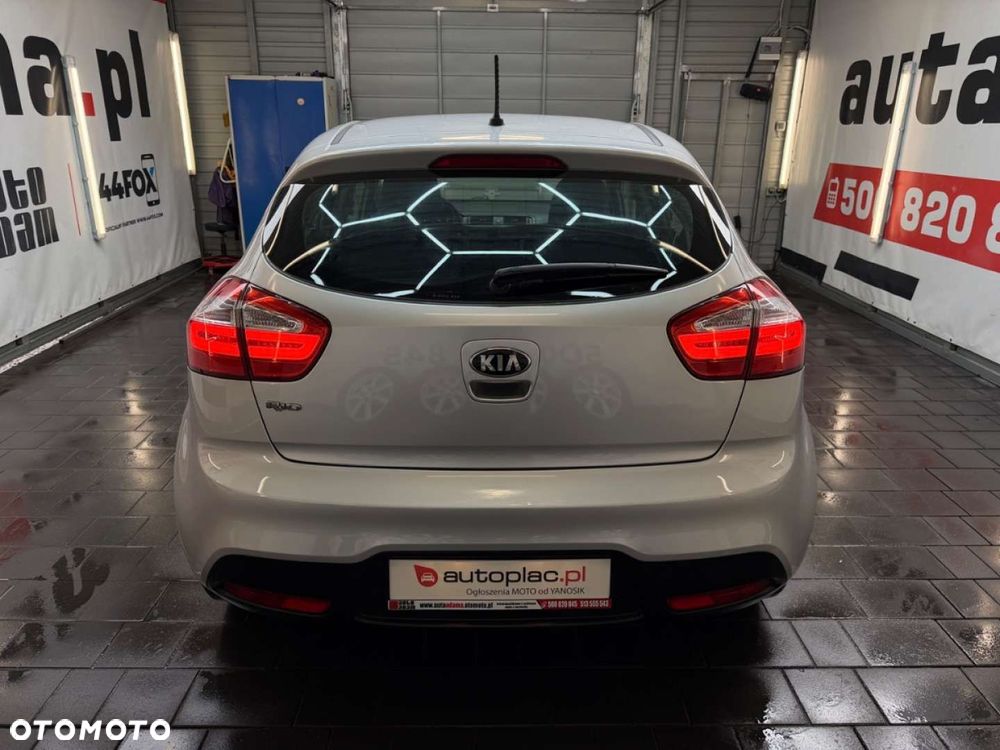 Kia Rio - 7