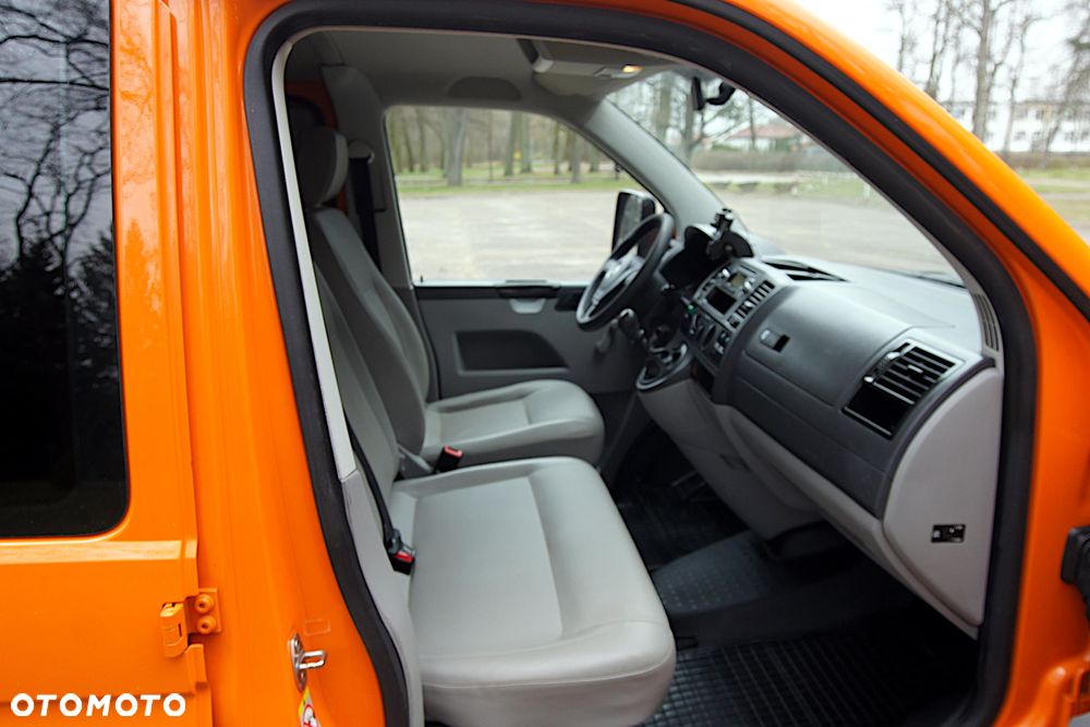 Volkswagen Transporter T5 Doka Lift - 28