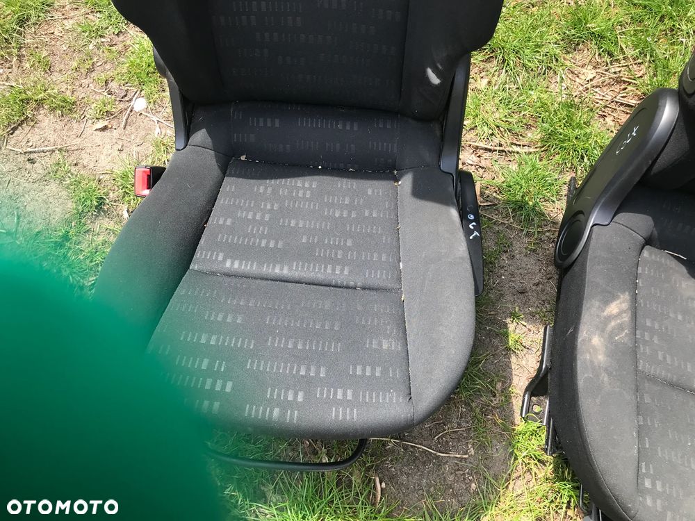 FOTEL KIEROWCY LUB PASAZERA COLT VI 3D - 3