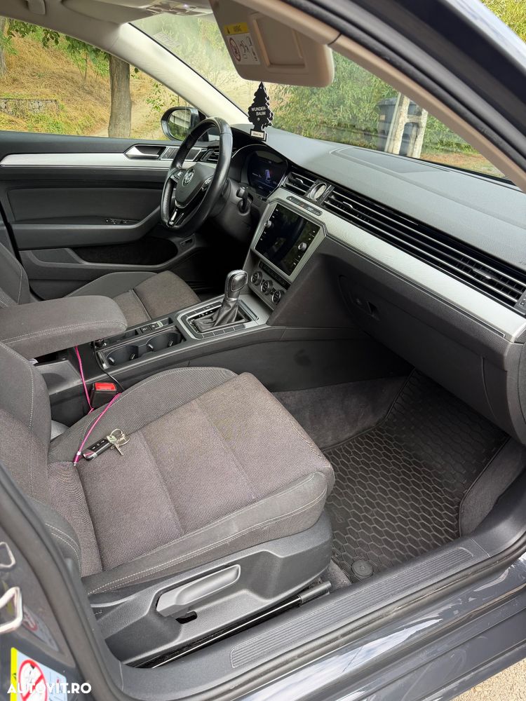 Volkswagen Passat 2.0 TDI SCR DSG Highline - 8