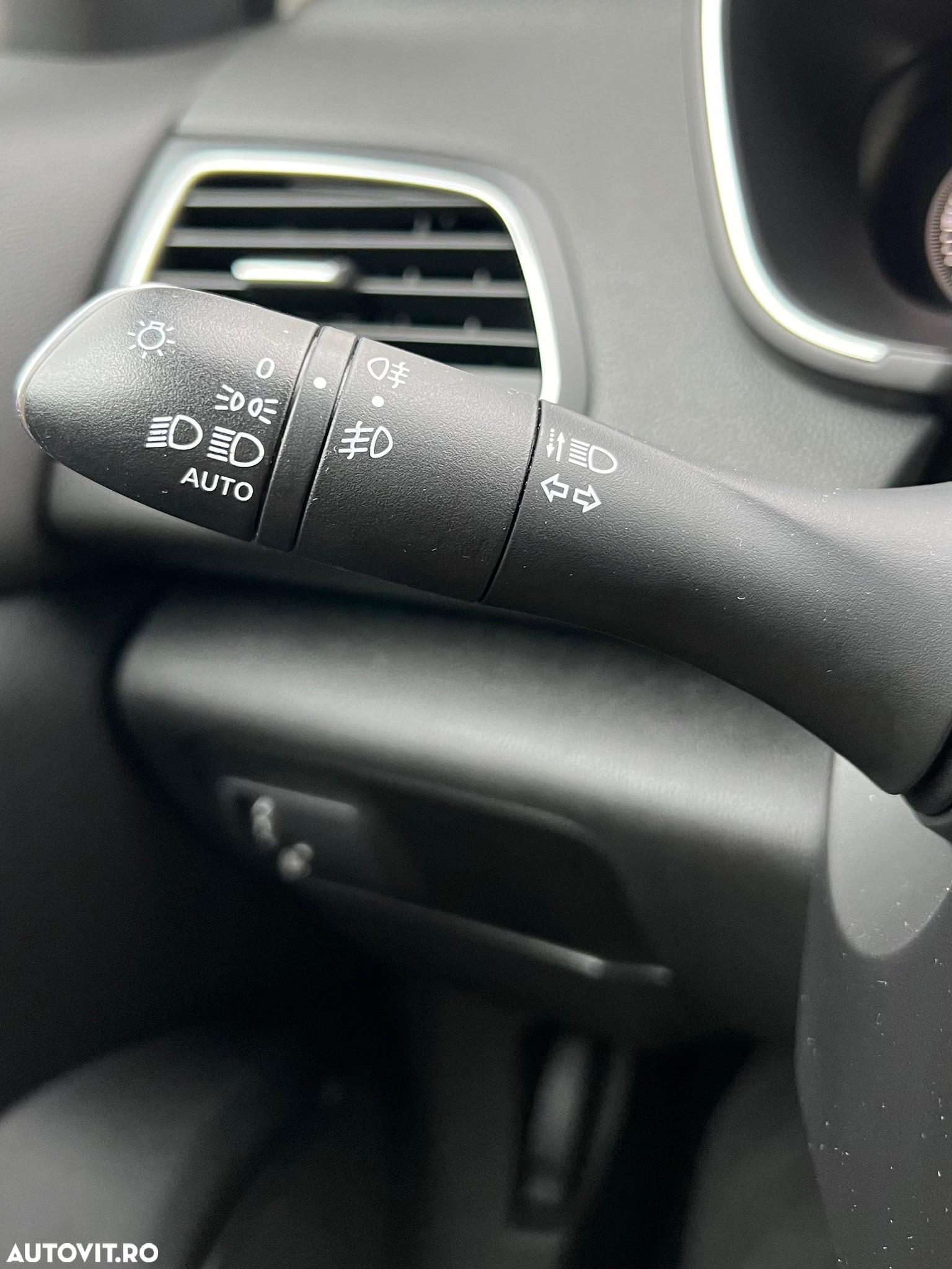 Renault Megane Grandtour BLUE dCi 115 BUSINESS EDITION - 15