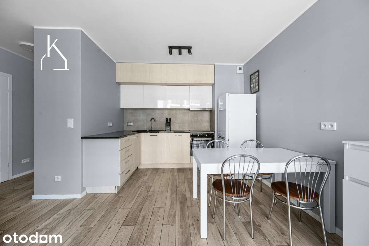 Przestrzenne 2 pokoje Balkon Miejsce postojowe