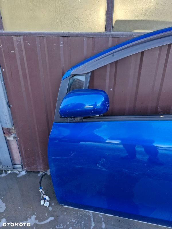 toyota yaris ii 2 5d drzwi lewy przód przednie - 2