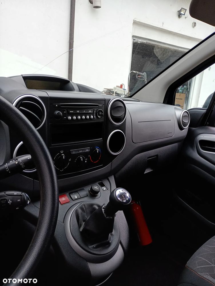 Peugeot Inny - 5