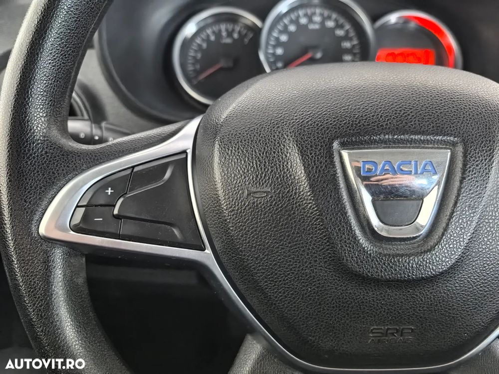Dacia Lodgy 1.5 dCi 90 CP Ambiance - 16