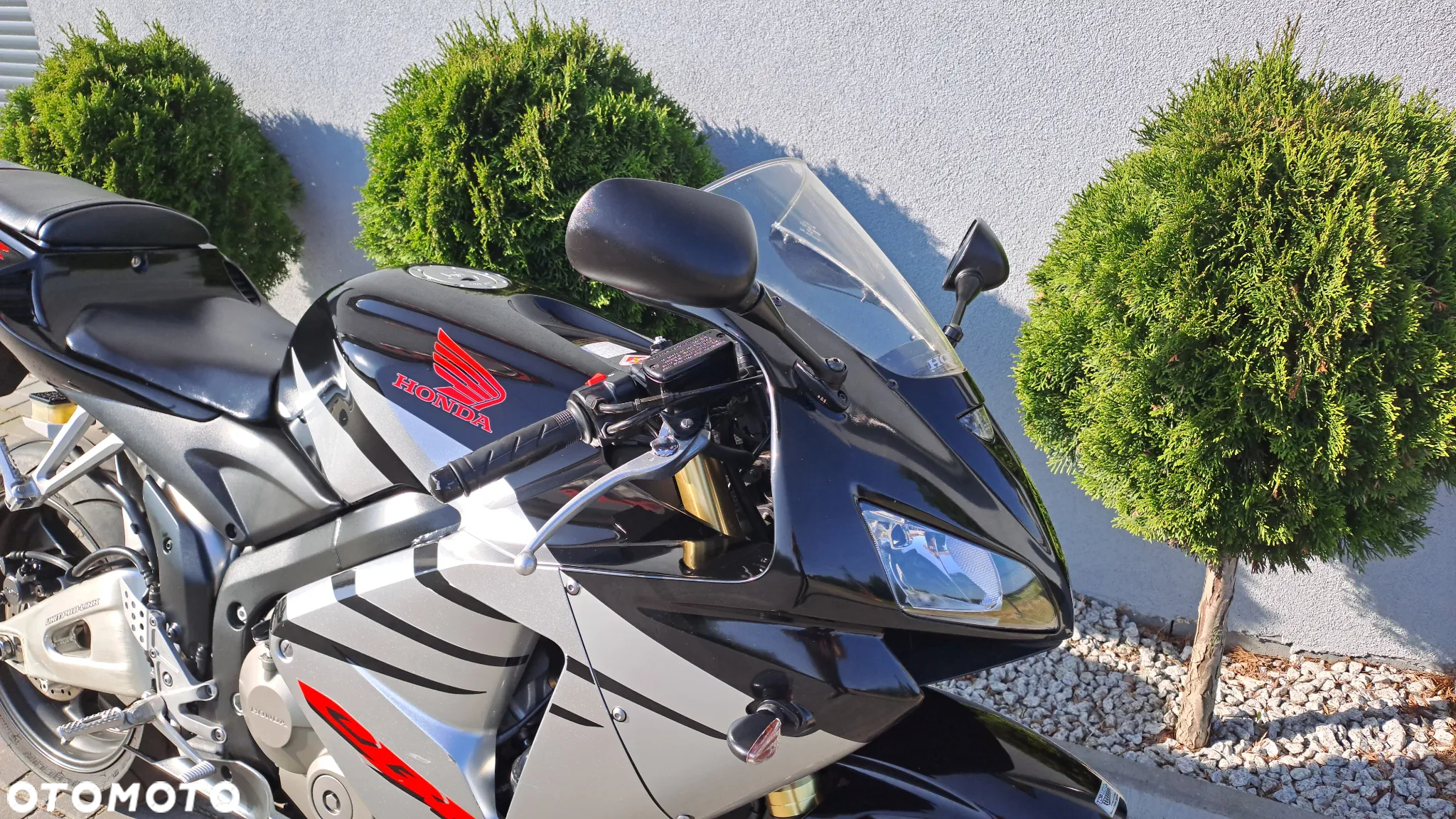 Honda CBR - 7