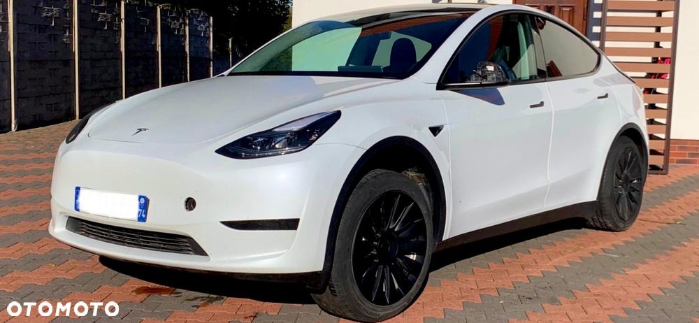 Tesla Model Y Long Range RWD - 1
