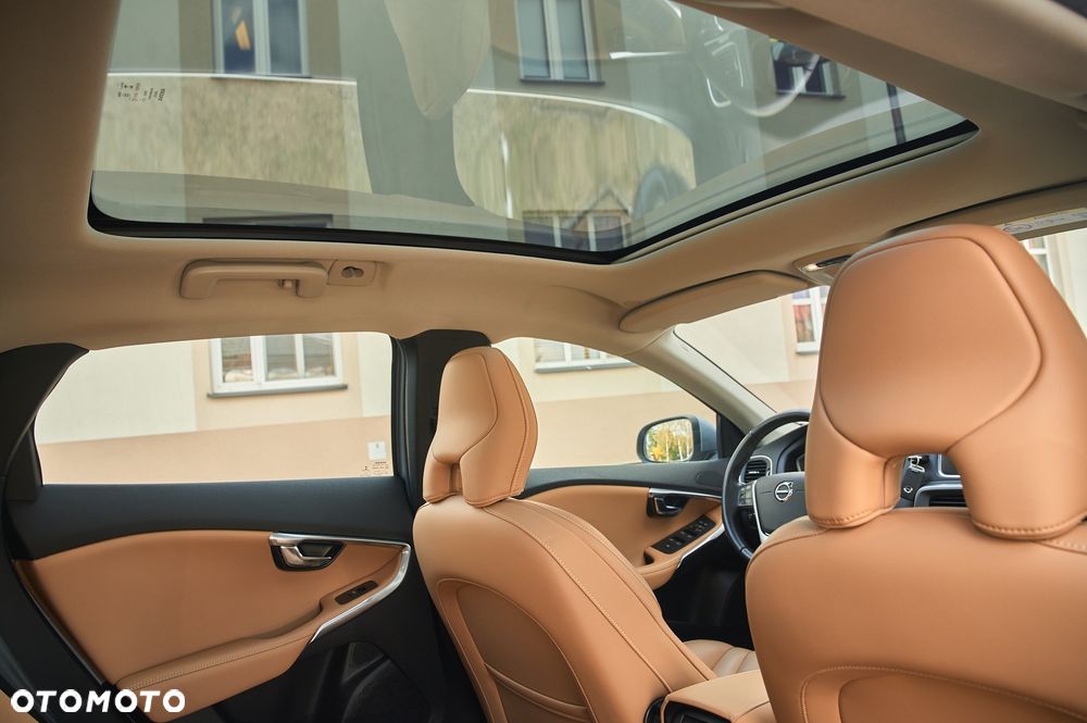 Volvo V40 D2 Geartronic Inscription - 4