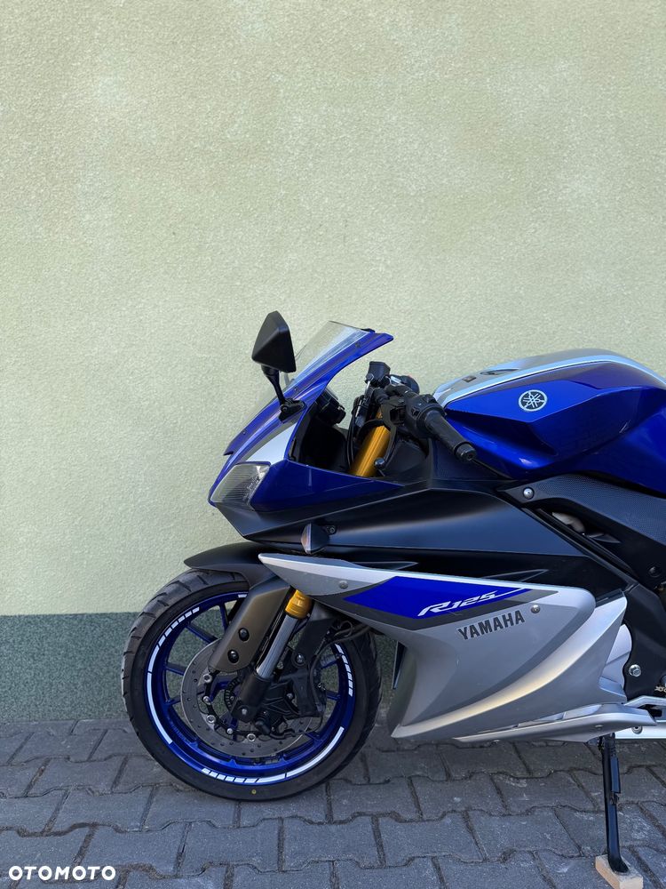 Yamaha YZF - 26