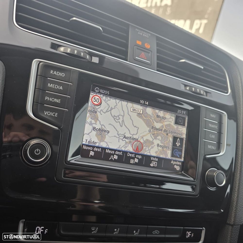 VW Golf 1.6 TDi Highline - 8