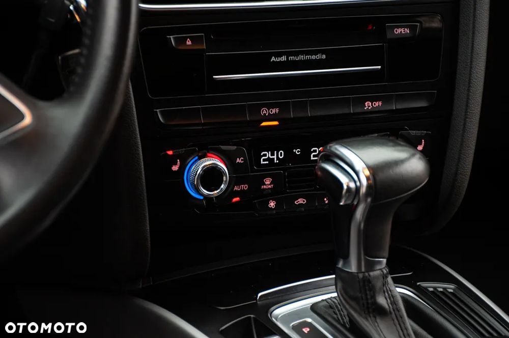 Audi A4 Limousine - 33