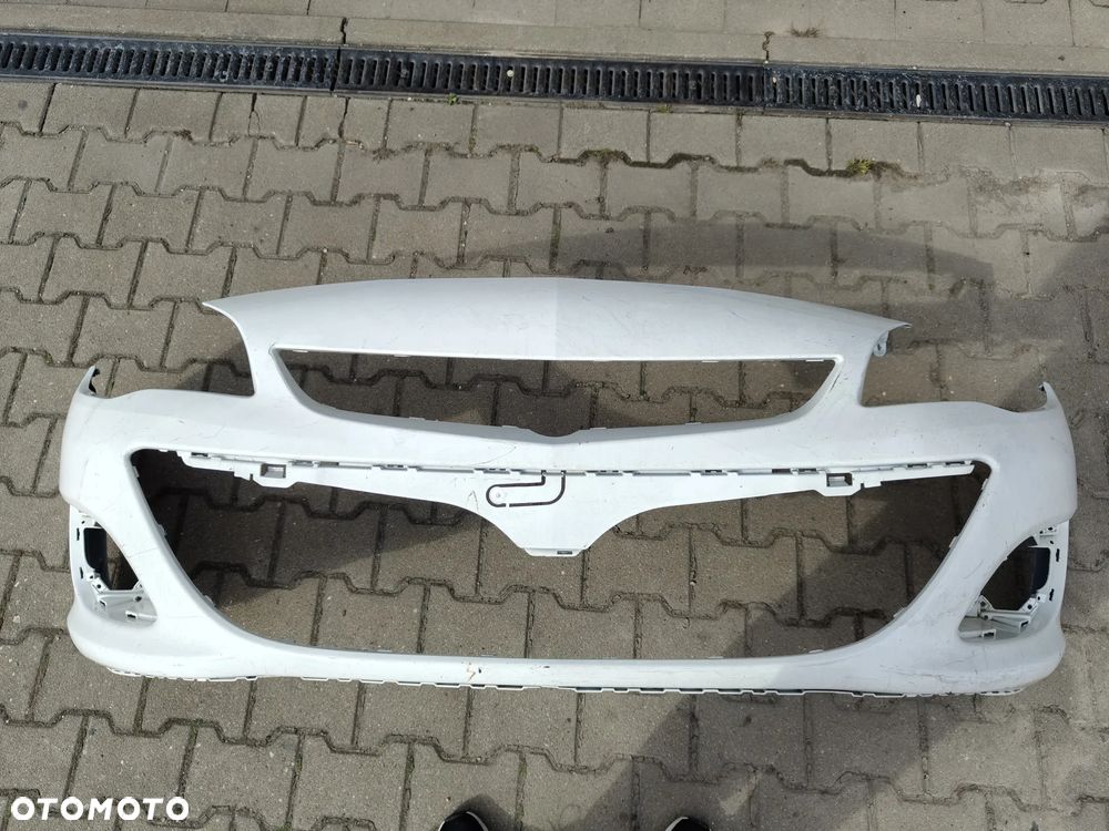 Opel Astra 4 J Lift ZDERZAK PRZEDNI - 1