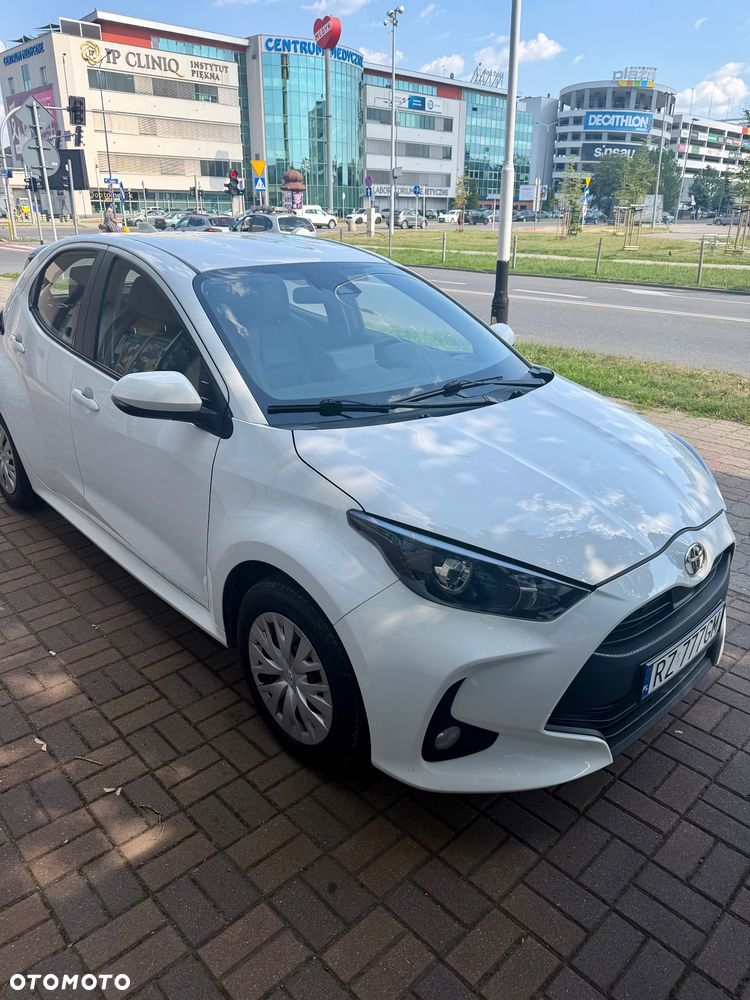 Toyota Yaris 1.5 Comfort - 1