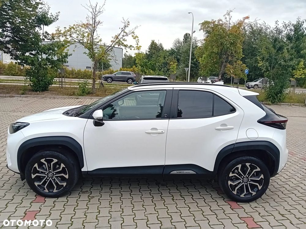 Toyota Yaris Cross Hybrid 130 1.5 VVT-i Team Deutschland - 9