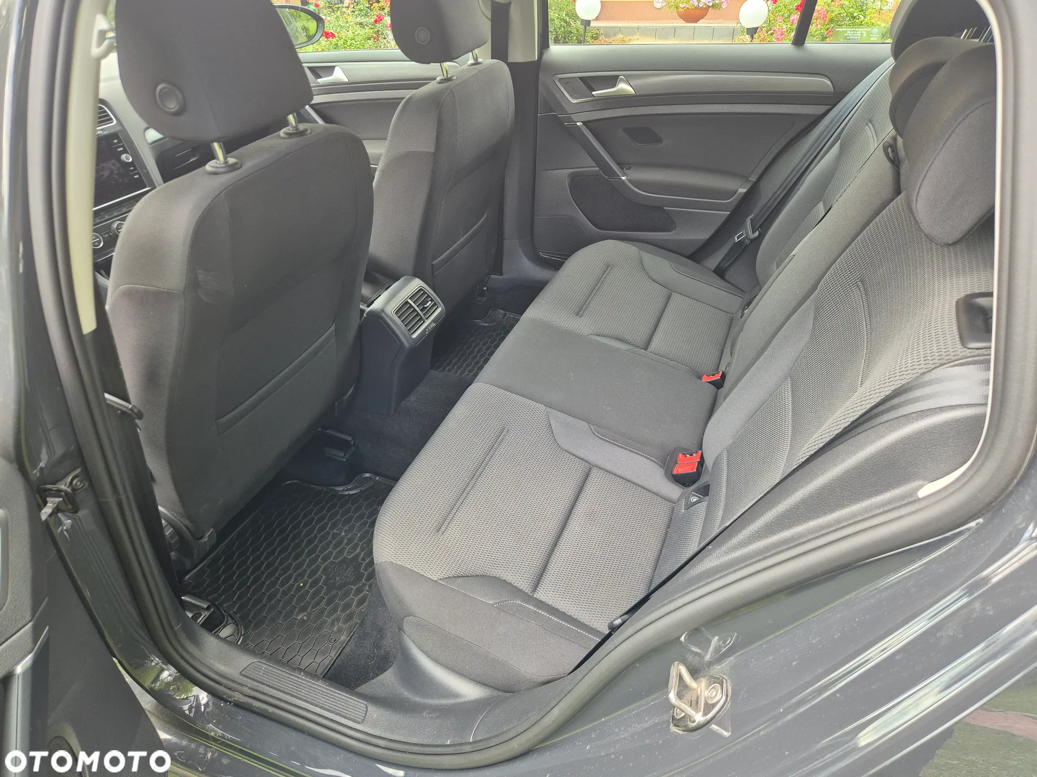 Volkswagen Golf VII 1.0 TSI Comfortline - 5