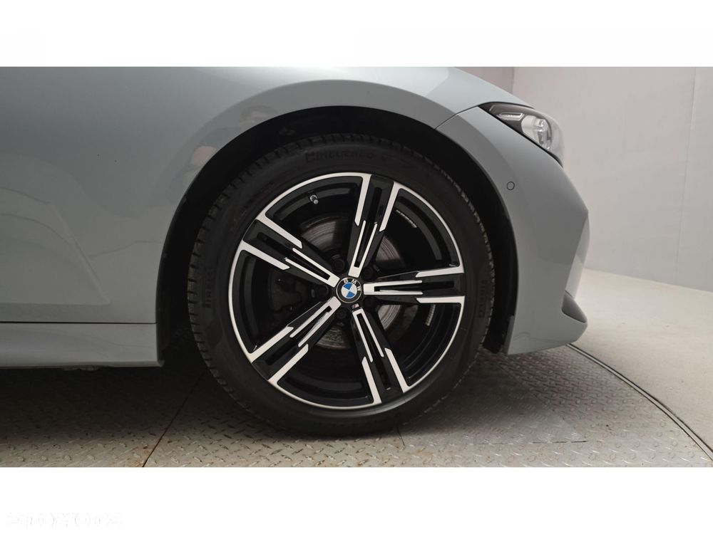 BMW Seria 3 320d xDrive M Sport - 25