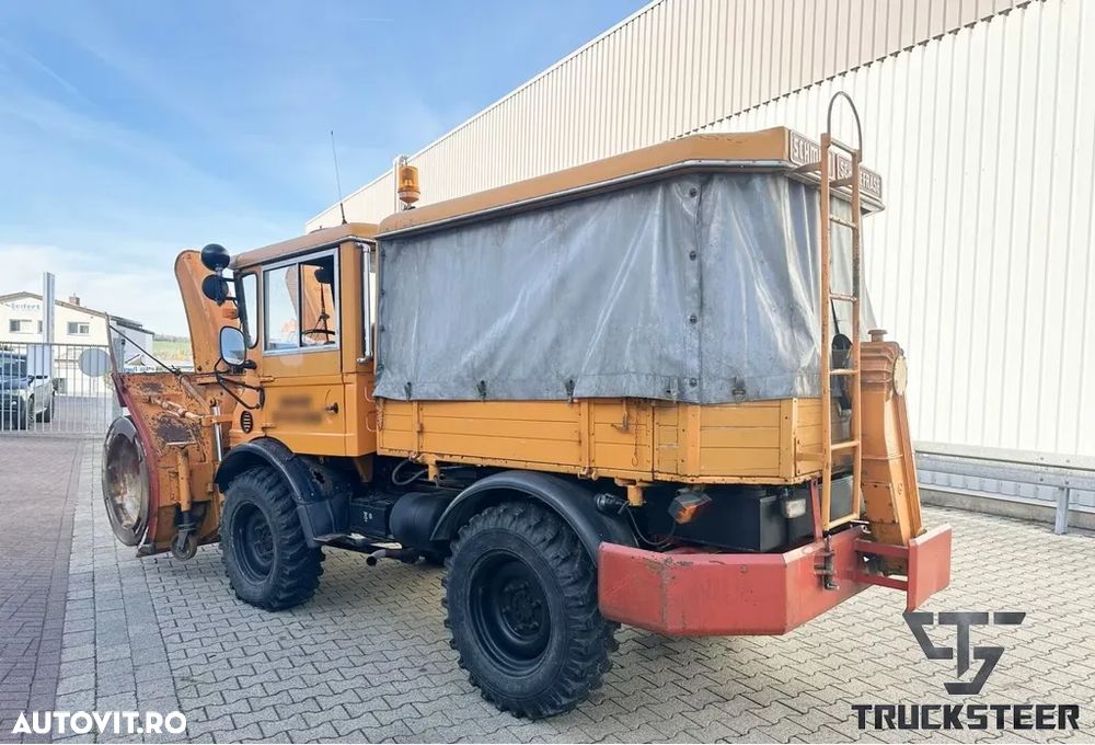 Unimog U52-411 - 2