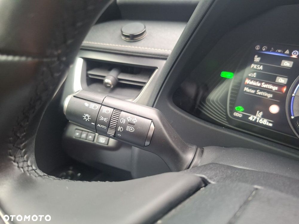 Lexus UX 250h GPF Business 2WD - 19