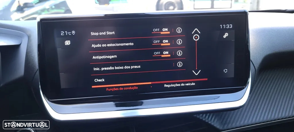 Peugeot 2008 1.2 PureTech Allure Pack - 26