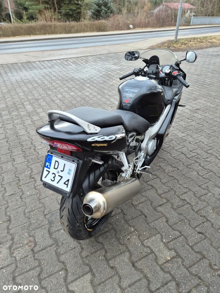 Honda CBR - 6