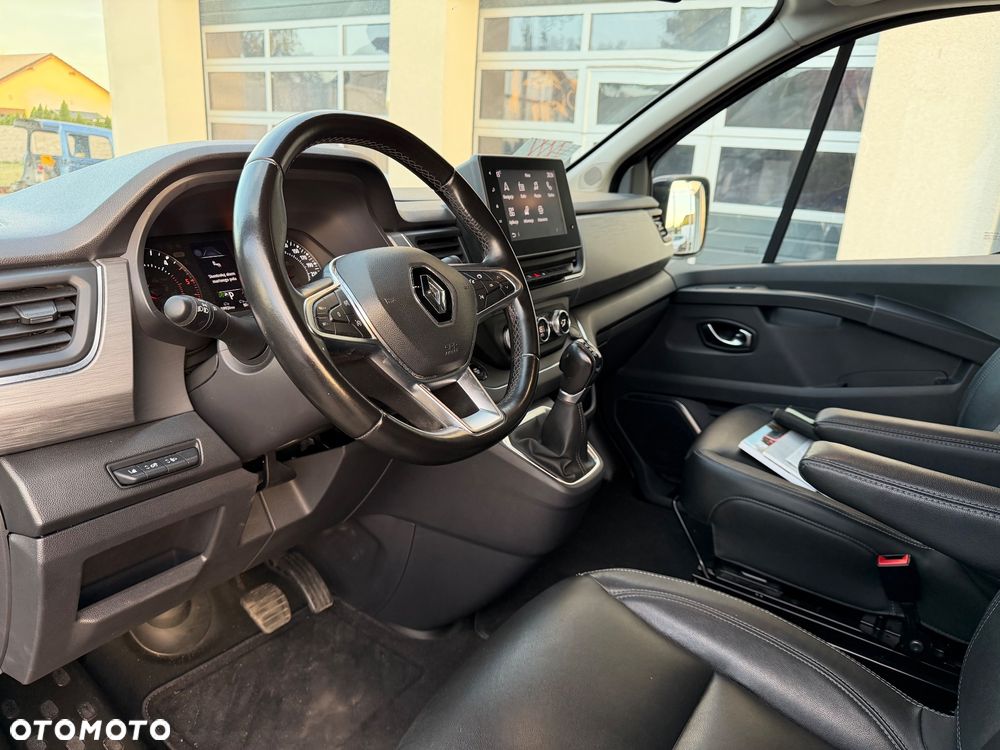 Renault Trafic - 14