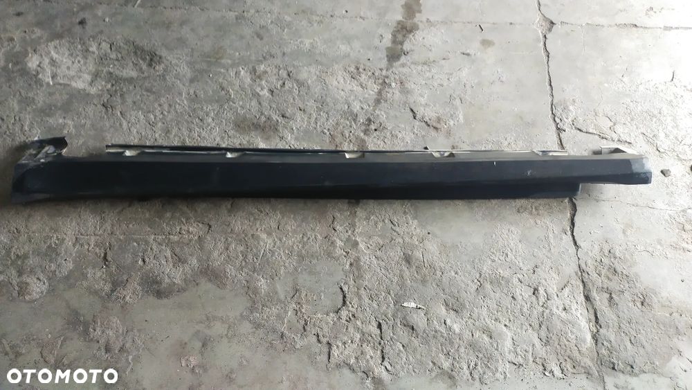 Mercedes-Benz OE A1646900740 listwa progowa próg - 2