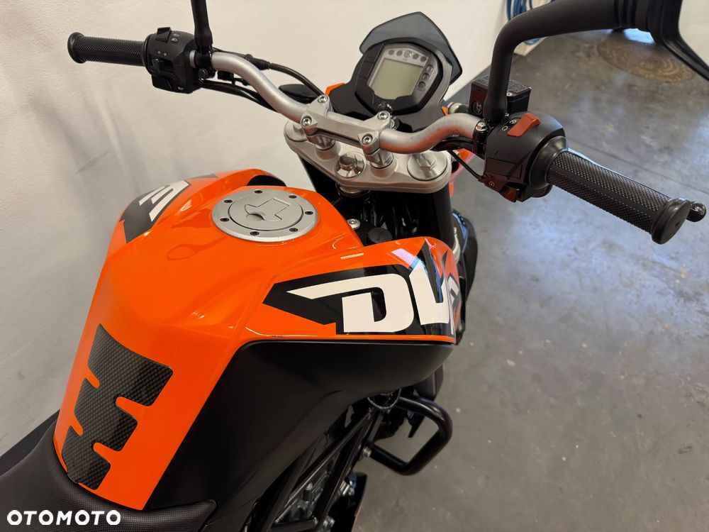 KTM Duke 125 - 29