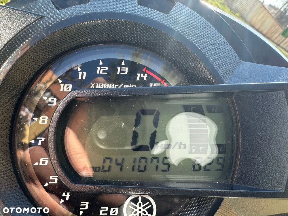 Yamaha FZ6 - 15