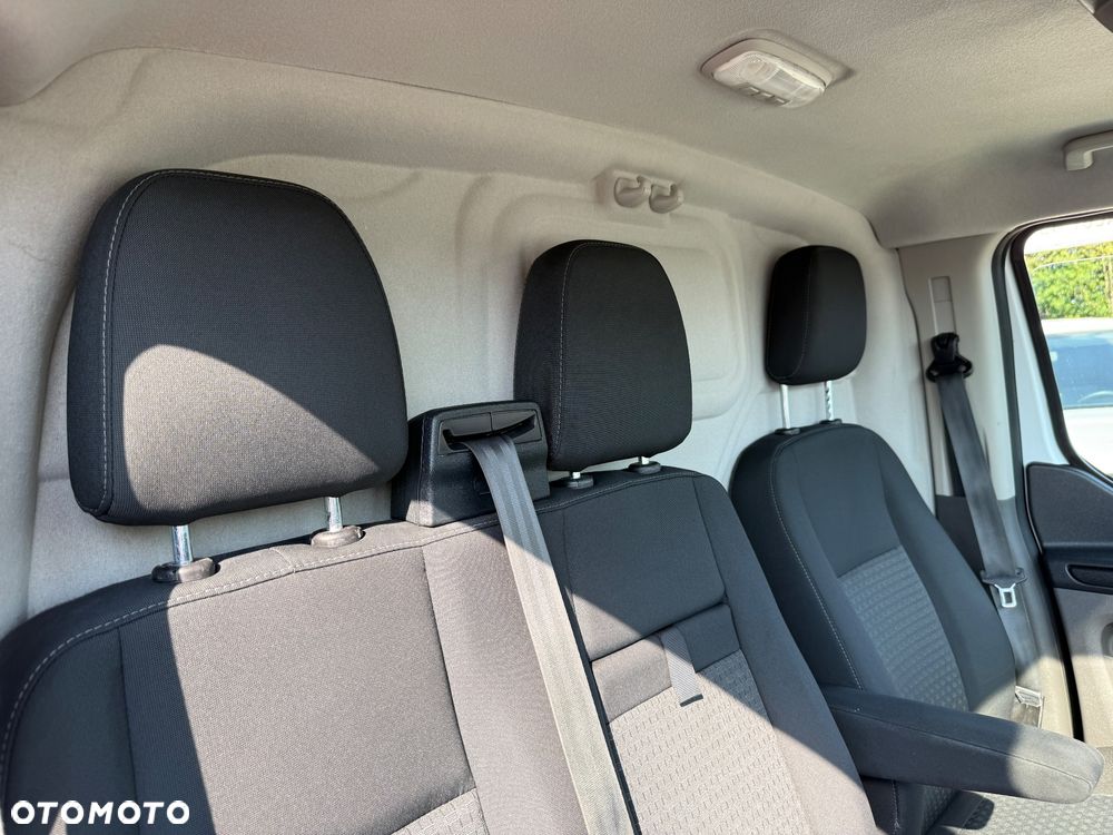Ford TRANSIT CUSTOM  L2H1/130KM/Klima/Parktronic przód+tył/asystent parkowania/tempomat/bdb stan/import Niemcy - 16