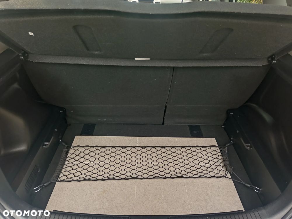 Kia Venga 1.6 Business Line - 16