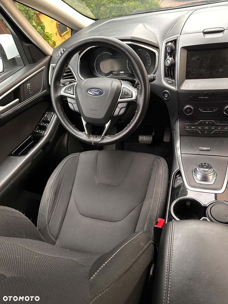 Ford S-Max 2.0 EcoBlue Titanium - 17