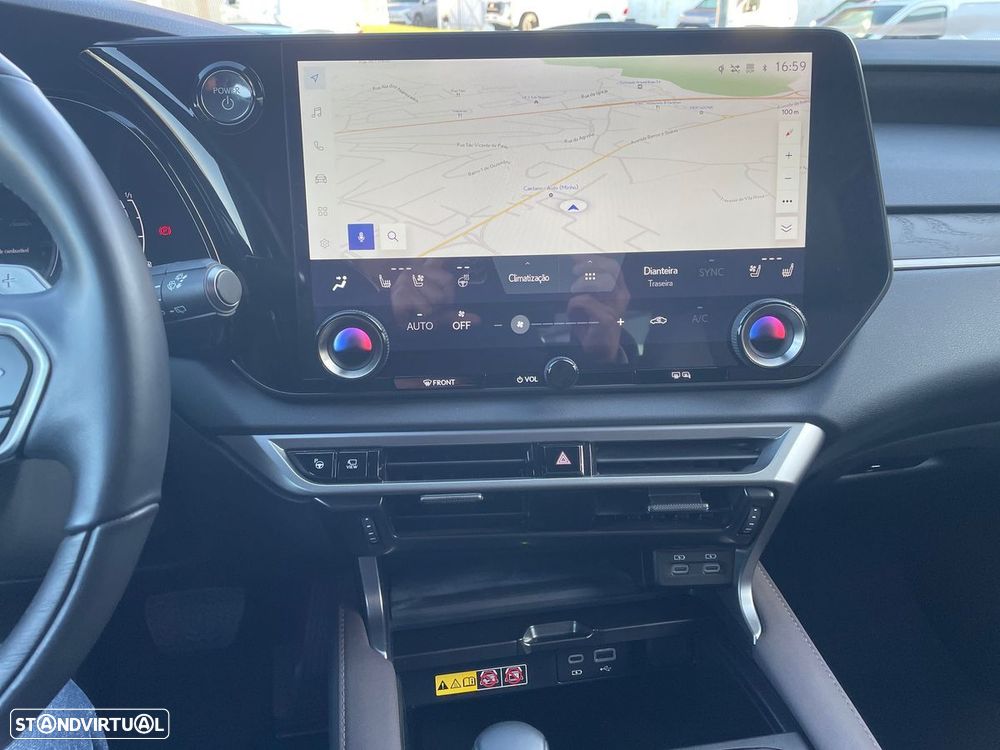 Lexus RX 450h - 27