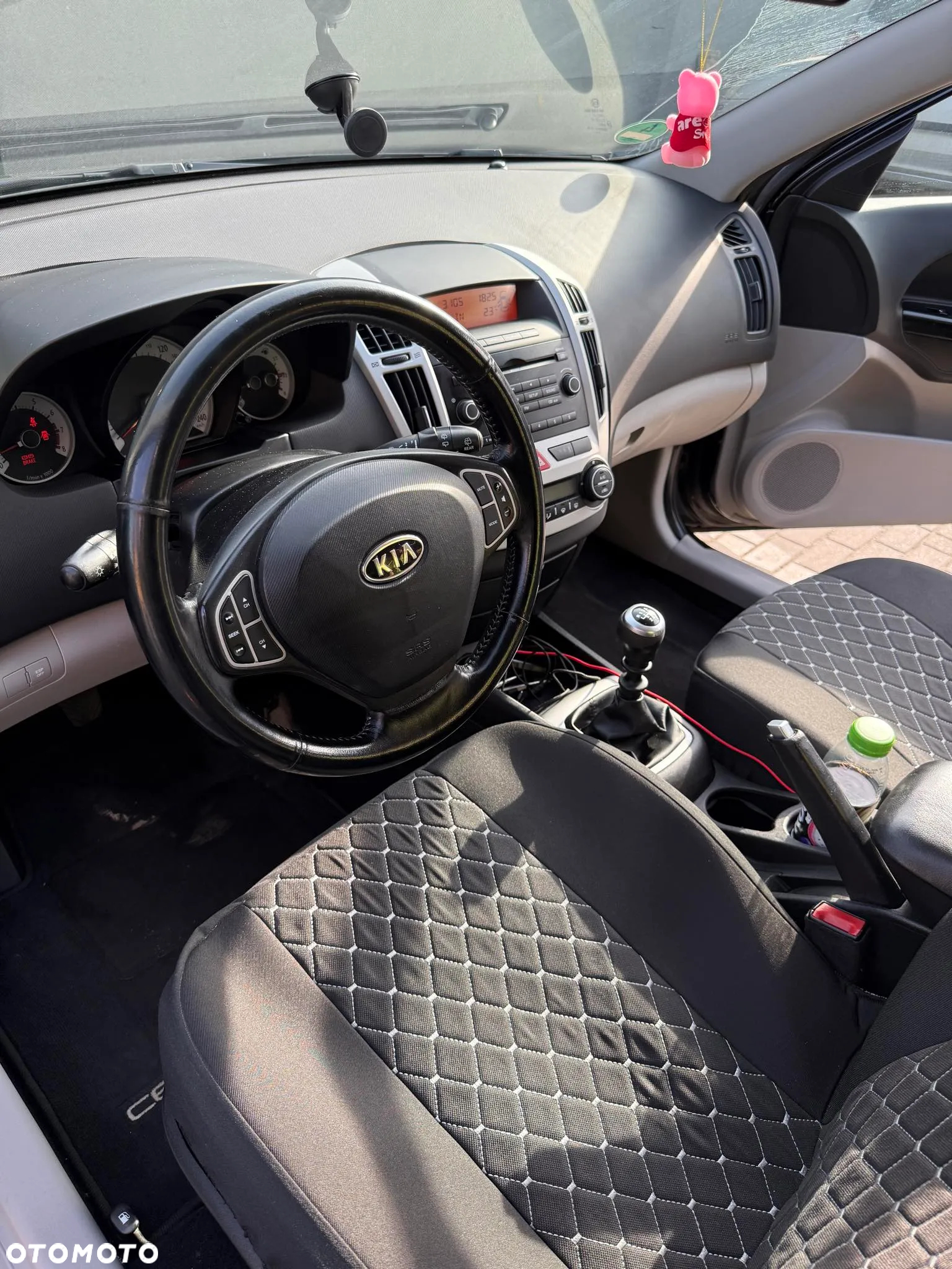 Kia Ceed - 9