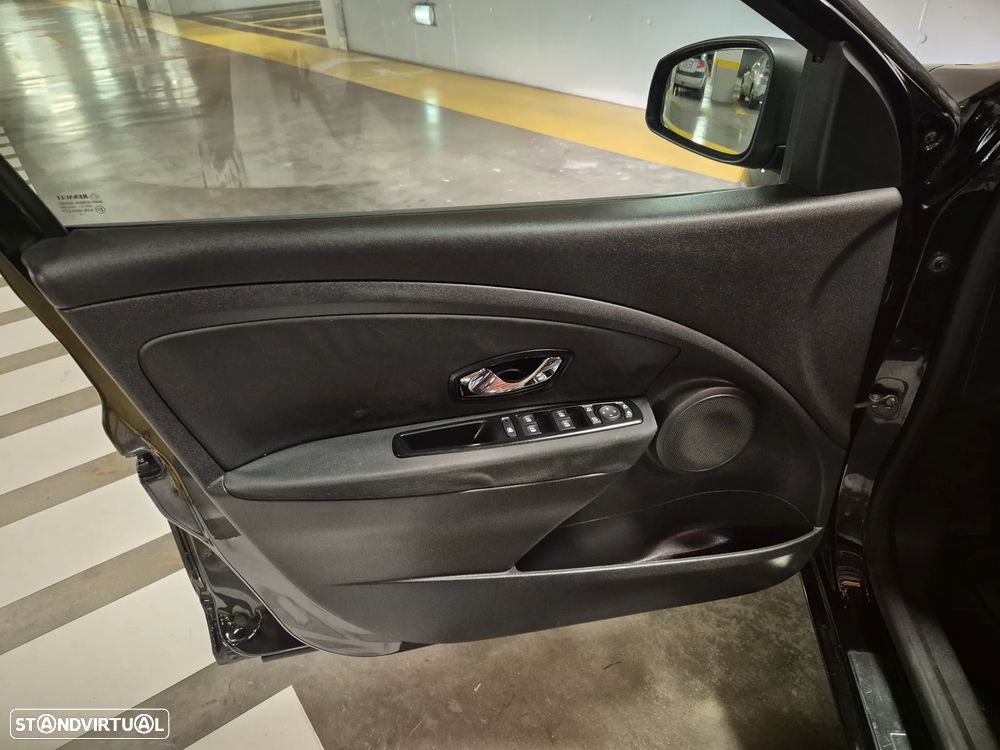 Renault Mégane Sport Tourer 1.5 dCi Limited SS - 25