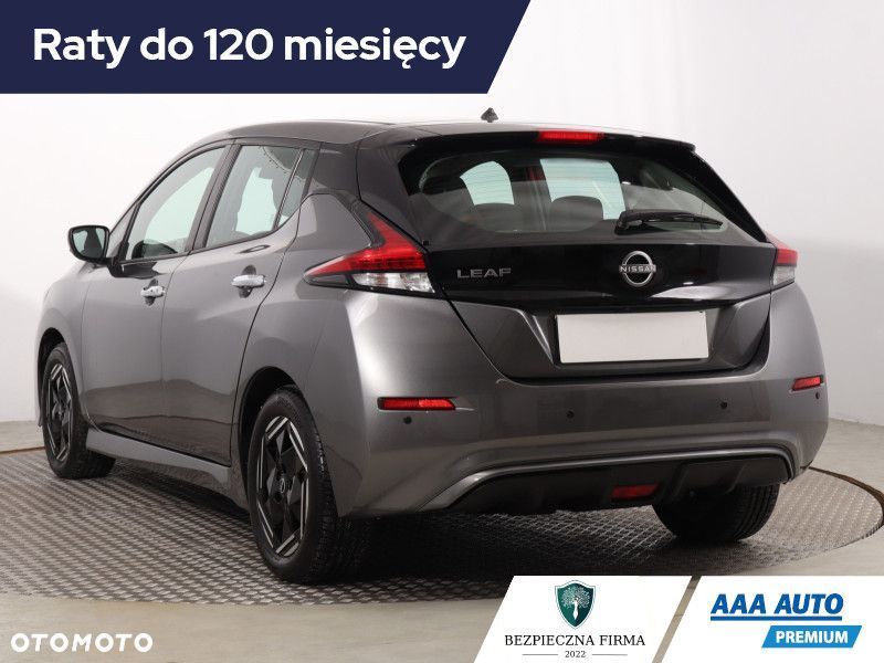 Nissan Leaf - 5