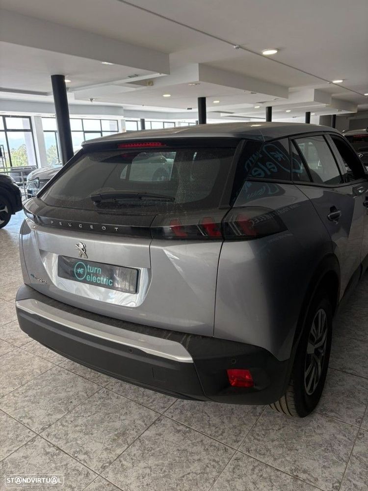 Peugeot e-2008 50 kWh Active - 11