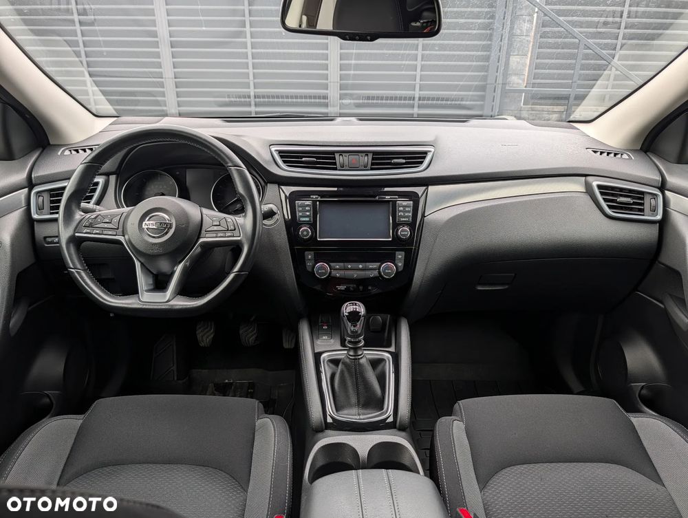 Nissan Qashqai 1.5 dCi N-Connecta - 22