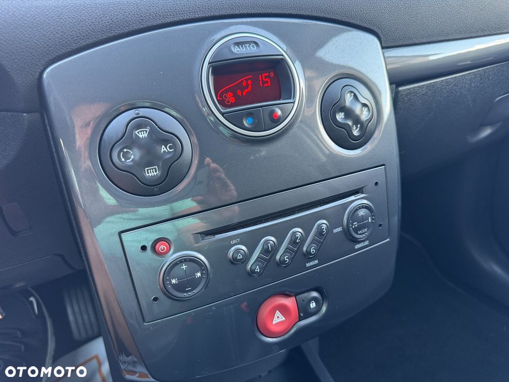Renault Clio 1.6 16V Exception - 21
