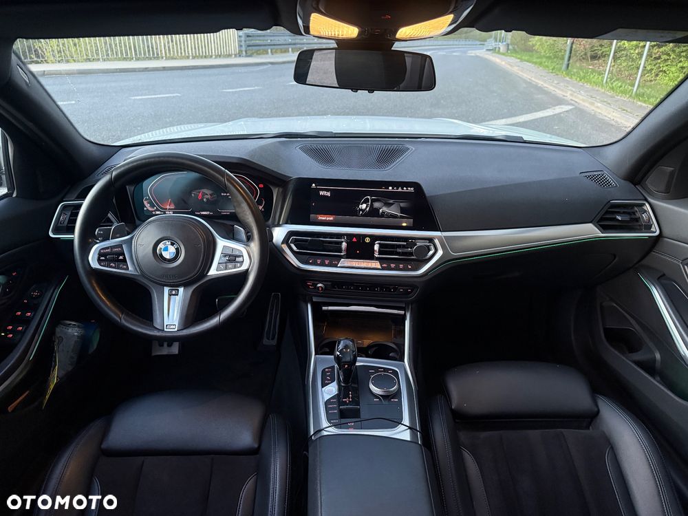 BMW Seria 3 330i xDrive M Sport sport - 10