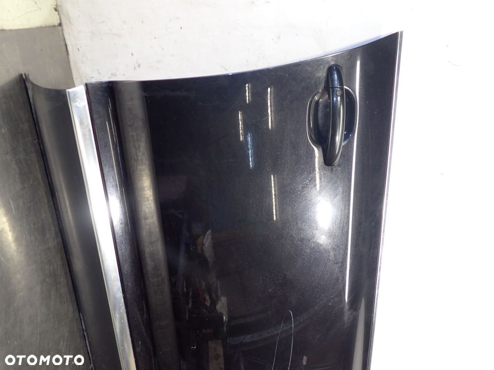 DRZWI PRAWY PRZÓD VOLKSWAGEN TOUAREG 5.0 - 2