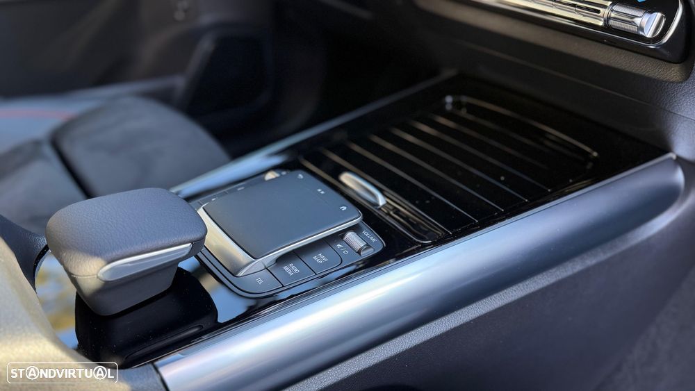 Mercedes-Benz EQA 250 - 20