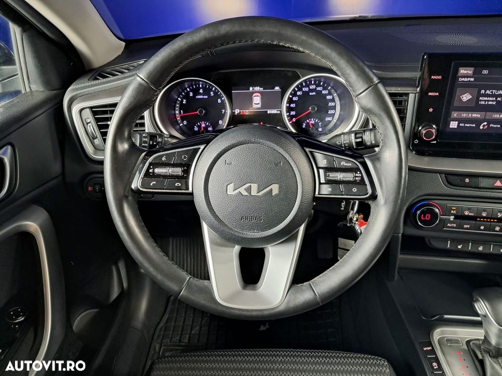 Kia XCeed - 13