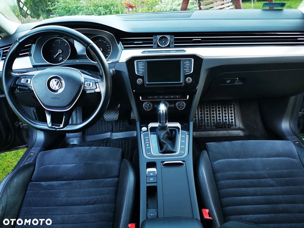 Volkswagen Passat 2.0 TDI BMT Highline DSG - 17